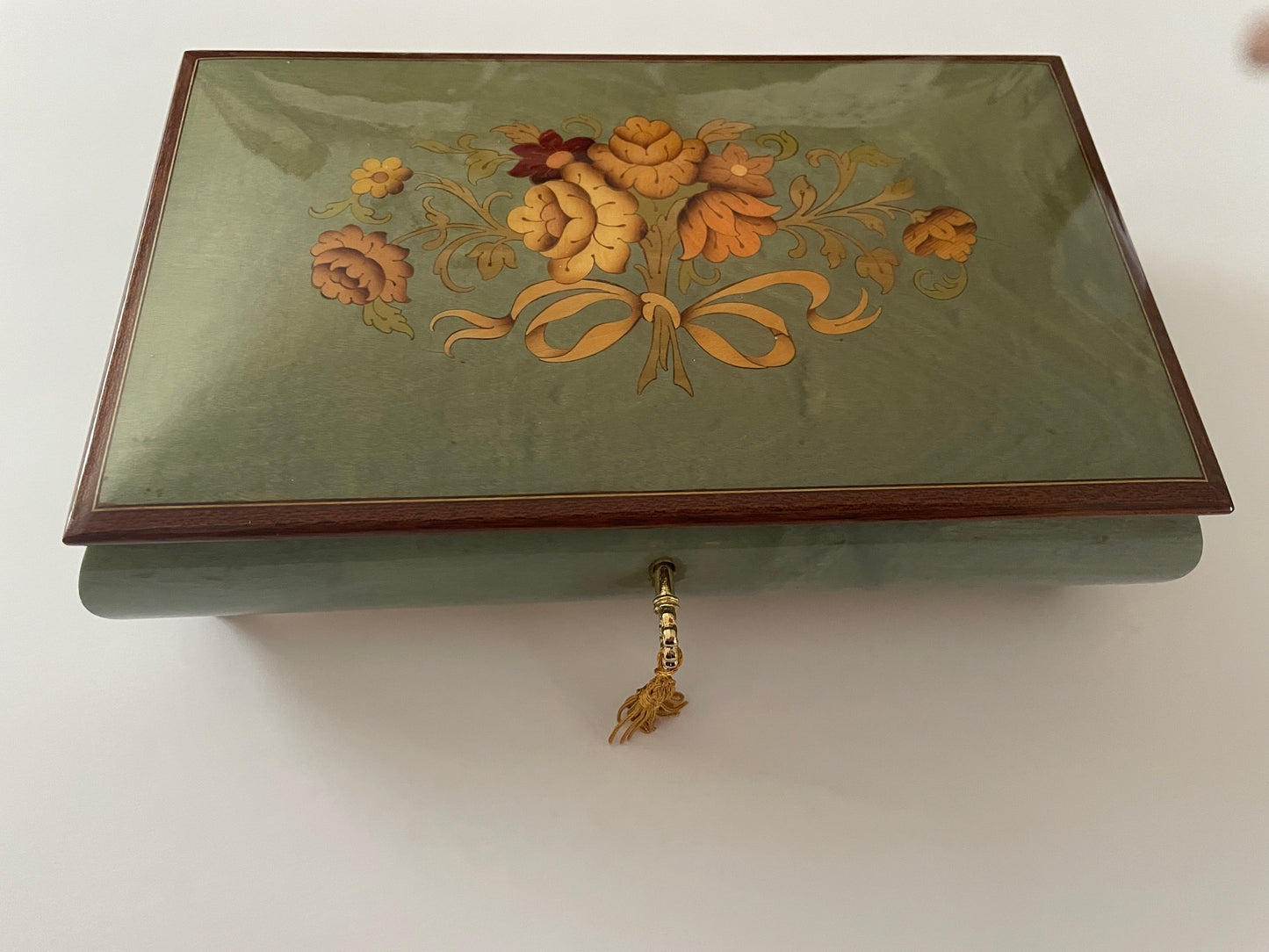 Sorrento Music Box Green Floral in Glossy finish