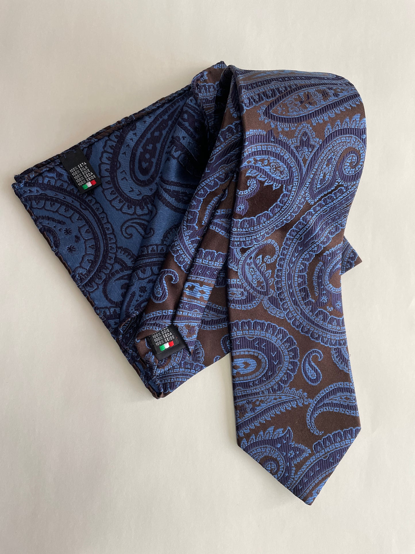 100% Silk Tie with matching pocket square Blue Brown Paisley