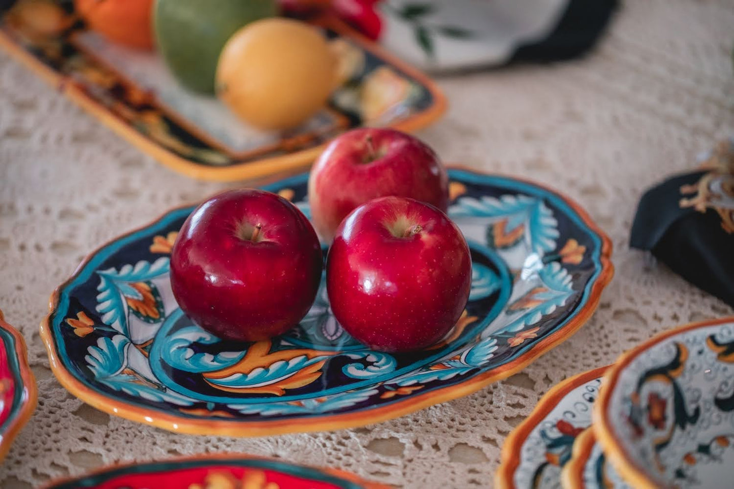 BLU VARIO MARIA Scallop Oval 15 inch Tray