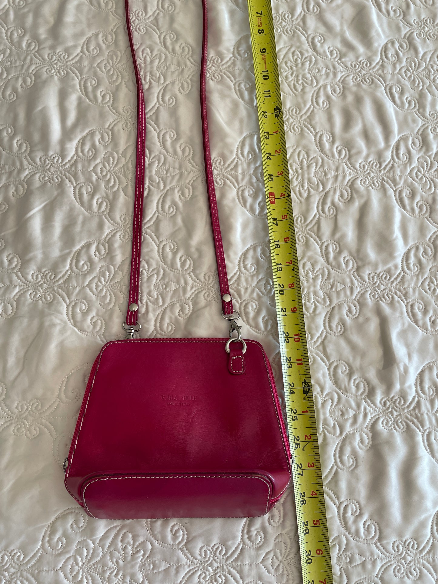 VERA PELLE Fuchsia Leather Cross-Body Bag