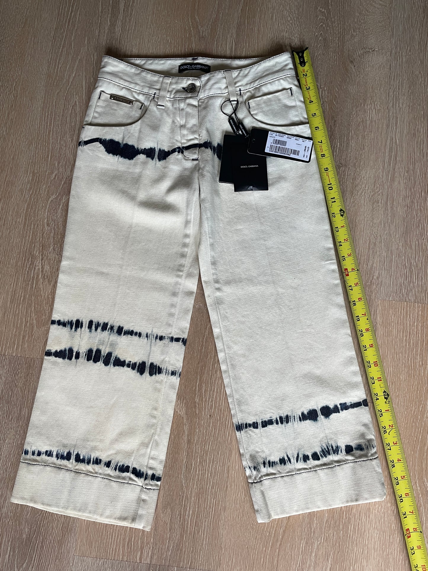 DOLCE & GABBANA Bleached Capri Jeans, Size 38 EU