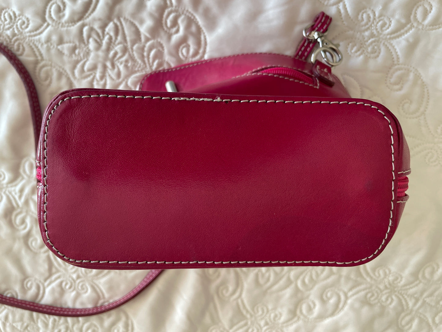 VERA PELLE Fuchsia Leather Cross-Body Bag