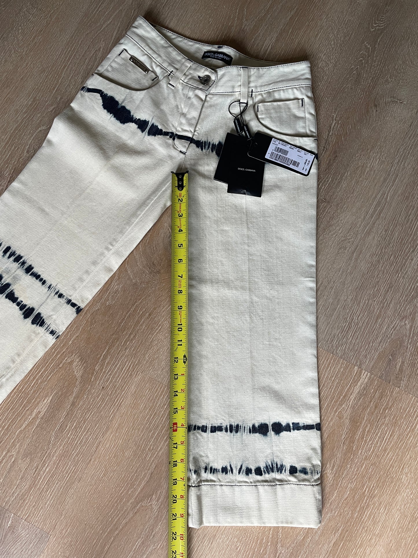 DOLCE & GABBANA Bleached Capri Jeans, Size 38 EU