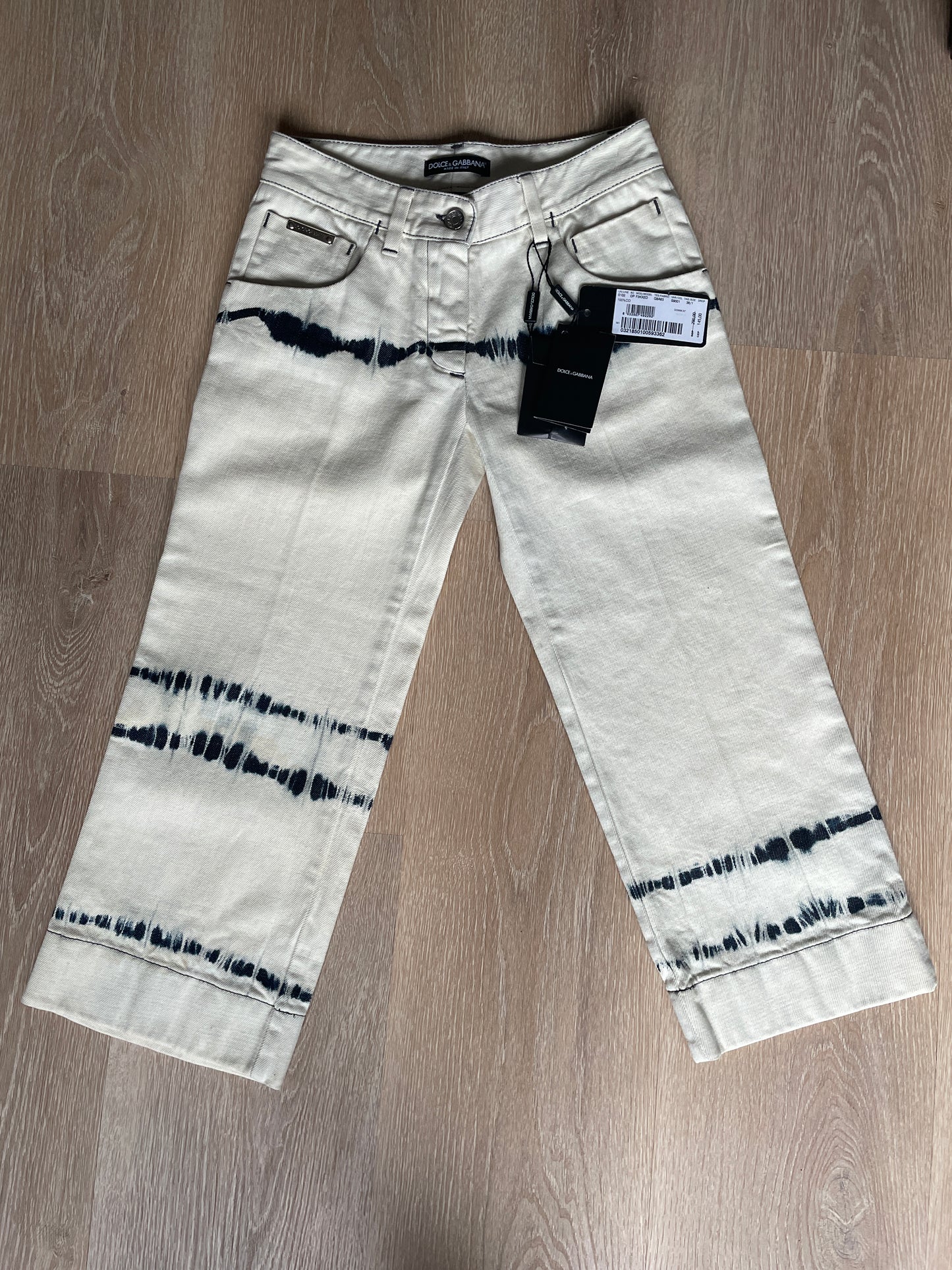 DOLCE & GABBANA Bleached Capri Jeans, Size 38 EU