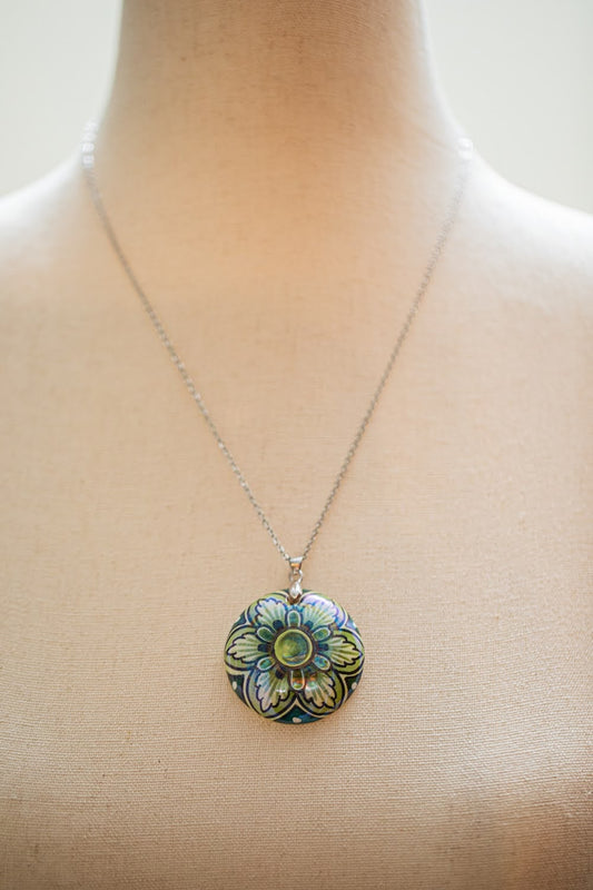 Silver with Green Flower Small Round Necklace